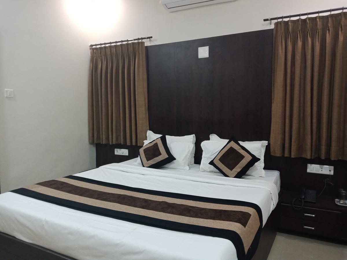 Hotel Nilay Dwārka Dış mekan fotoğraf